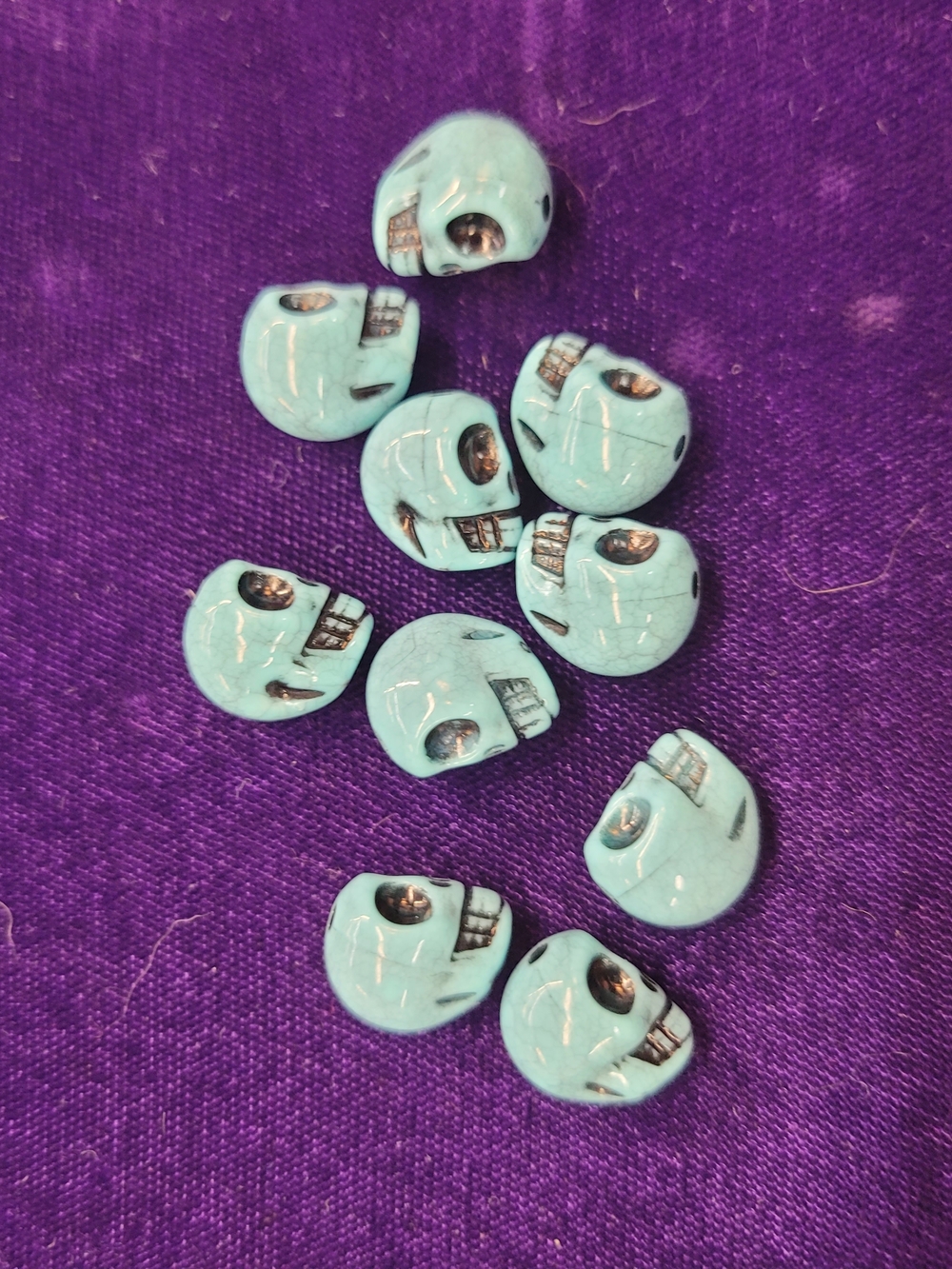 Turquoise Skull Beads - Set of 10